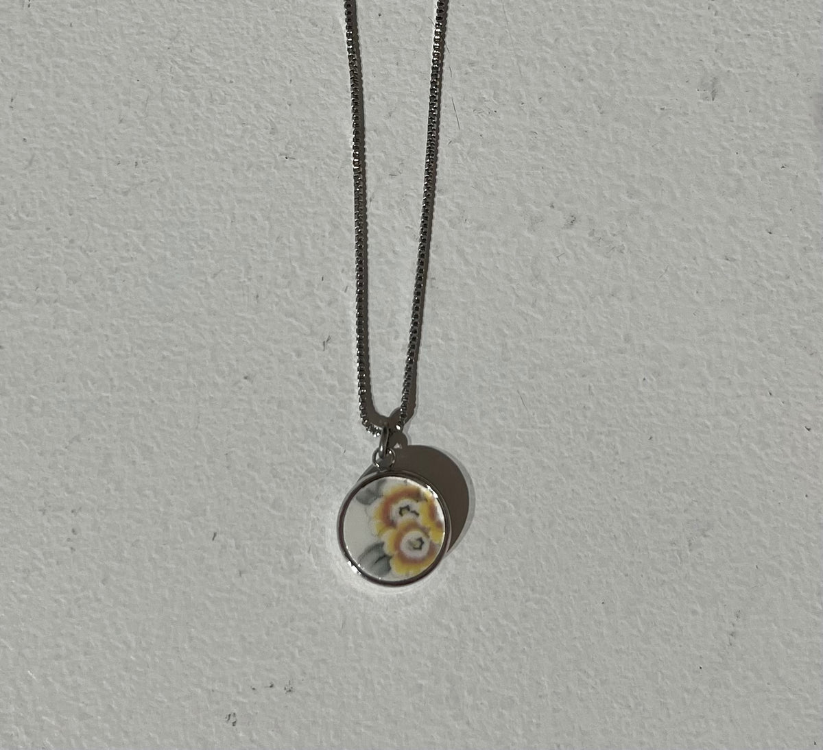 Silver China Plate Pendant Necklace